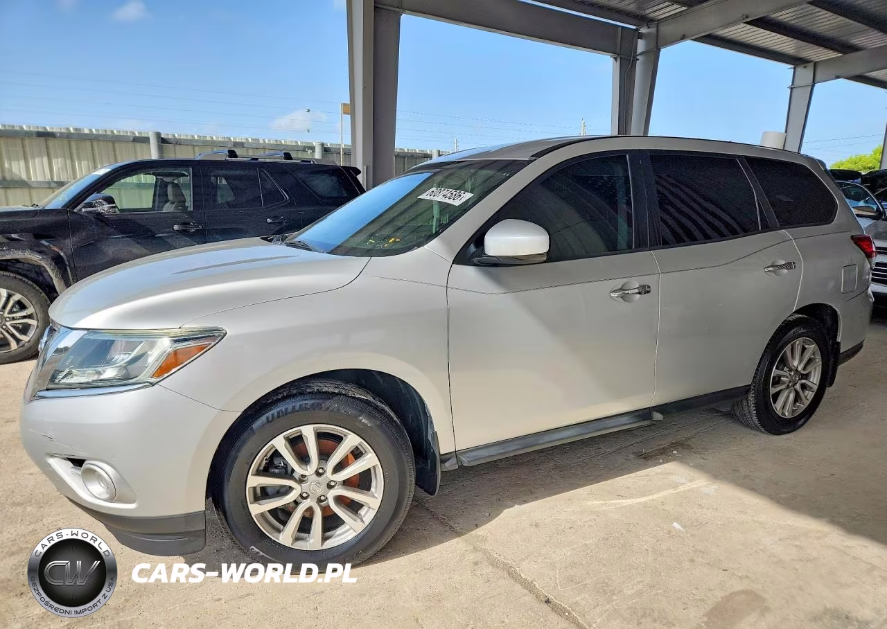 2015 Nissan Pathfinder S