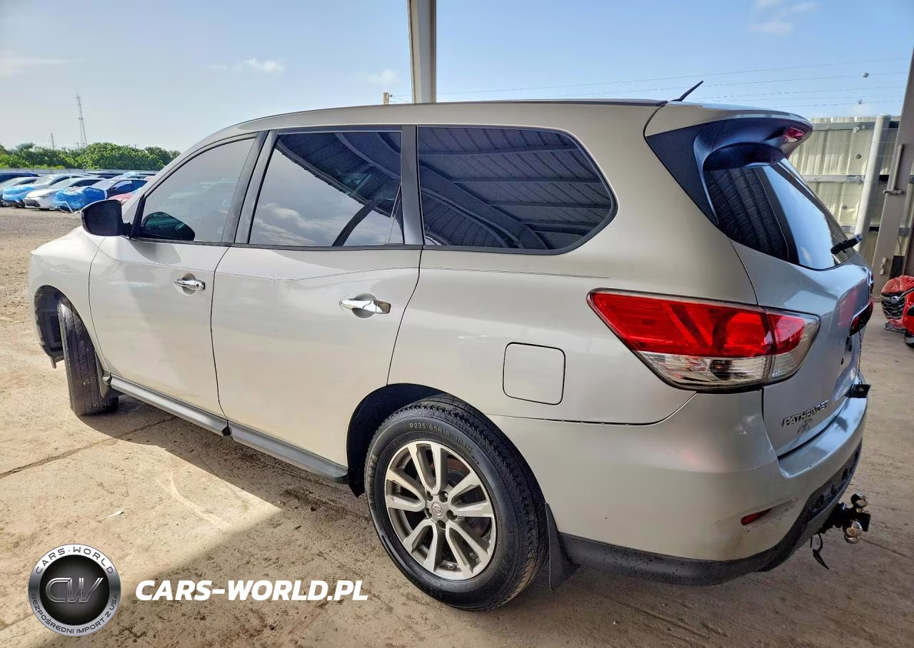 2015 Nissan Pathfinder S VIN:5N1AR2MN1FC615400 - 2