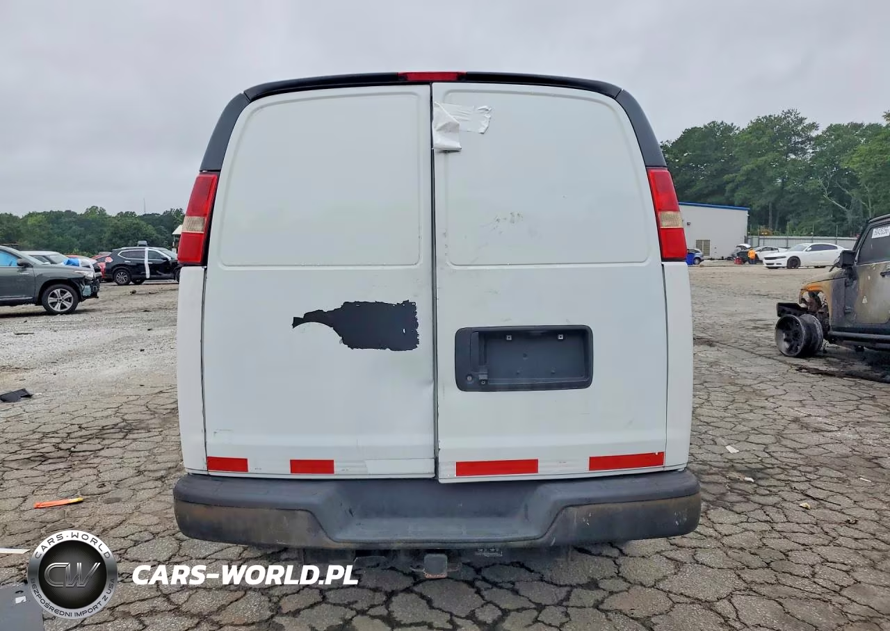 2015 Chevrolet Express G2500 VIN:1GCWGFCF8F1161093 - 6