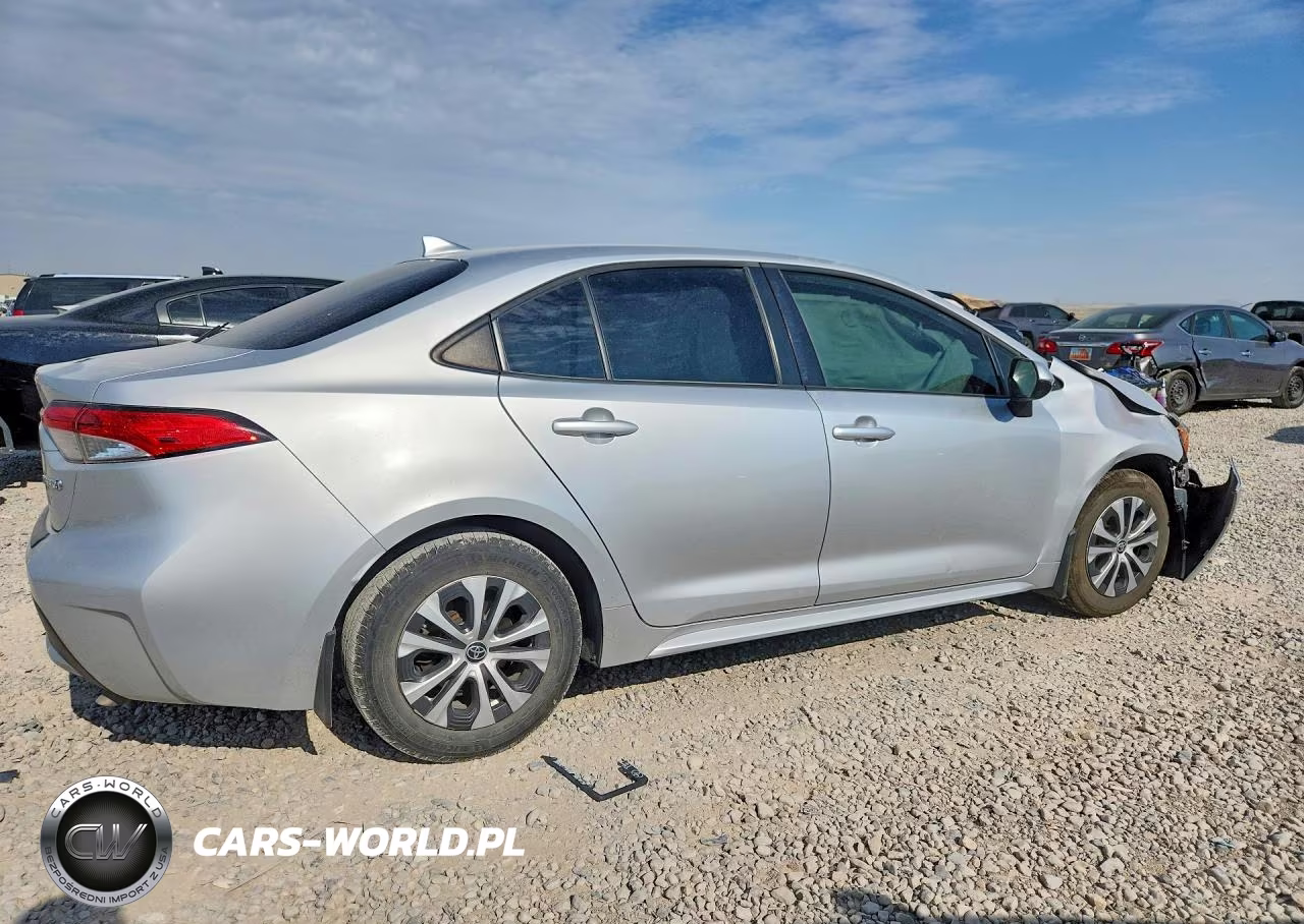 2022 Toyota Corolla Le VIN:JTDEAMDE7N3005282 - 3
