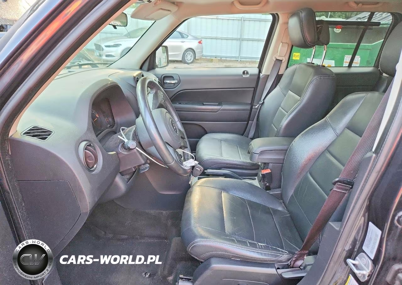 2015 Jeep Patriot Latitude VIN:1C4NJRFB6FD356857 - 5