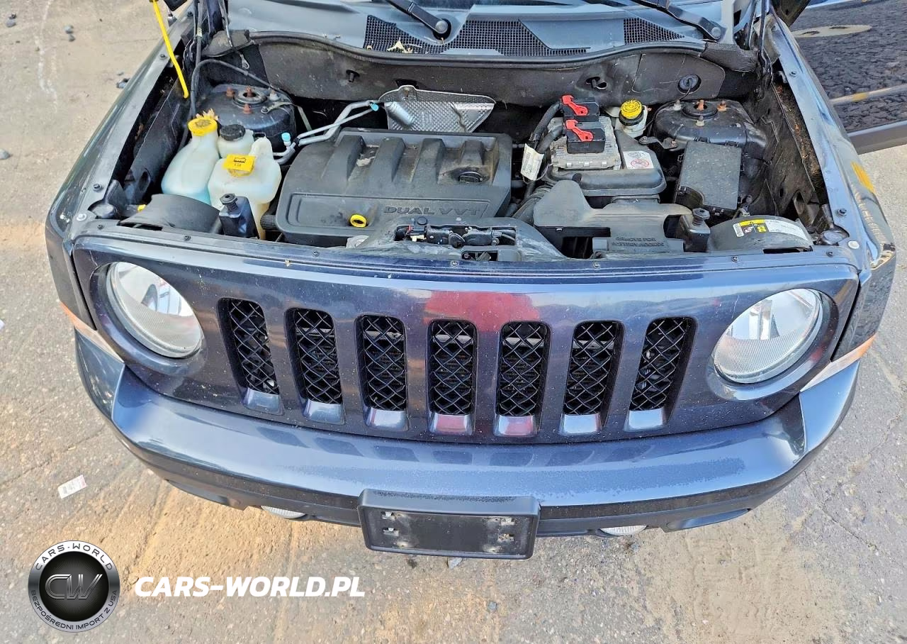 2015 Jeep Patriot Latitude VIN:1C4NJRFB6FD356857 - 9