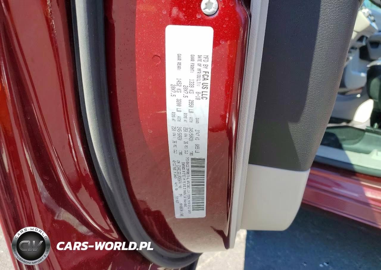 2018 Chrysler Pacifica Limited VIN:2C4RC1GG1JR365074 - 14