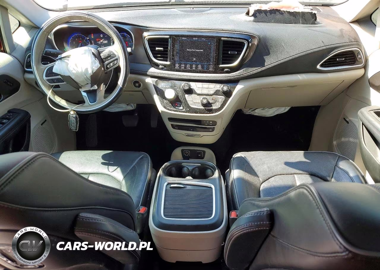 2018 Chrysler Pacifica Limited VIN:2C4RC1GG1JR365074 - 8