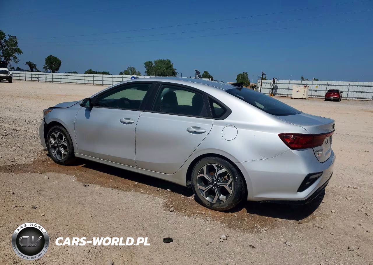 2021 Kia Forte VIN:3KPF24AD9ME269799 - 2