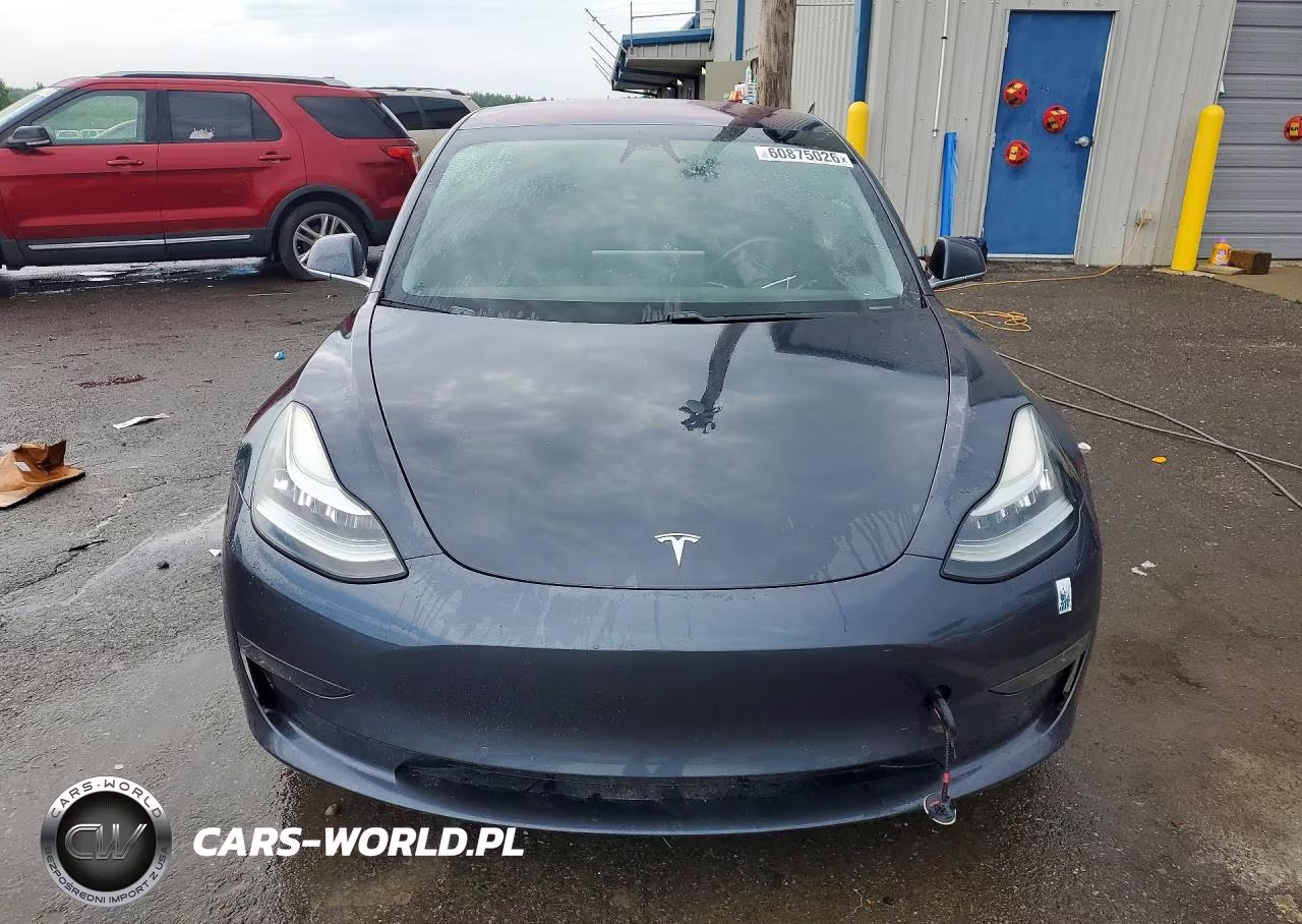 2018 Tesla Model 3 VIN:5YJ3E1EA4JF032023 - 5