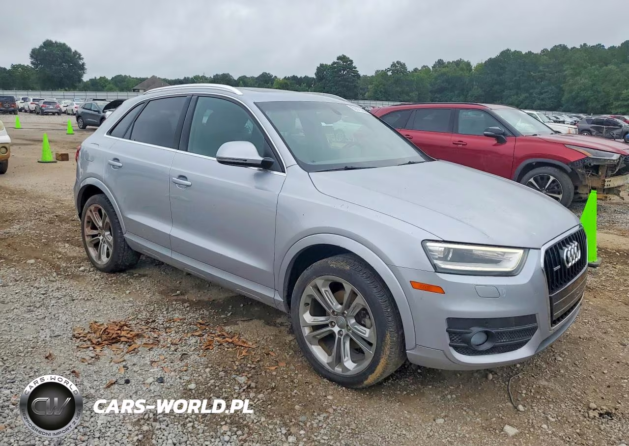 2015 Audi Q3 Prestige VIN:WA1GFCFS4FR011928 - 4
