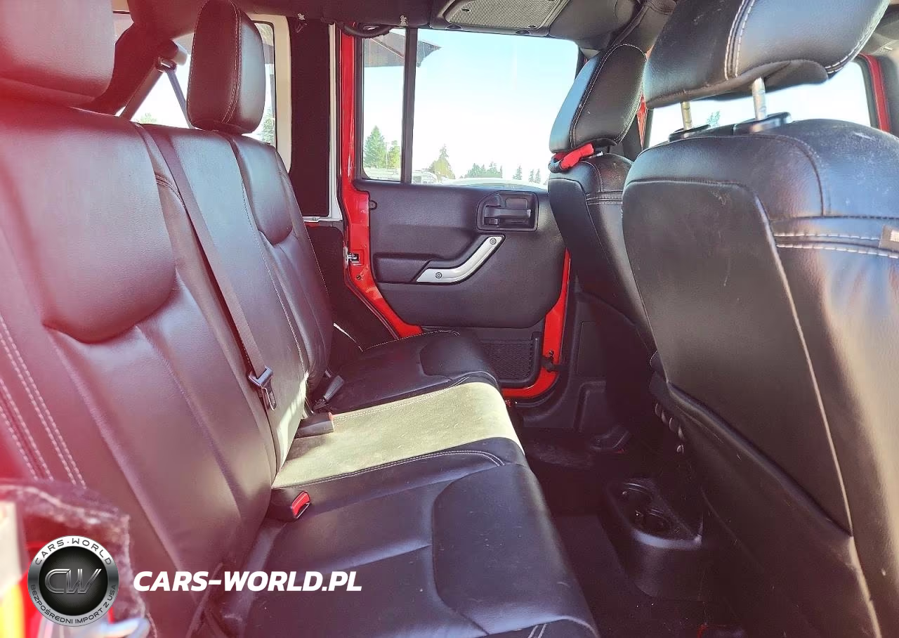 2016 Jeep Wrangler Unlimited Rubicon VIN:1C4HJWFG2GL225021 - 11