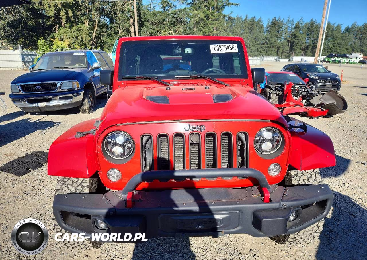 2016 Jeep Wrangler Unlimited Rubicon VIN:1C4HJWFG2GL225021 - 5