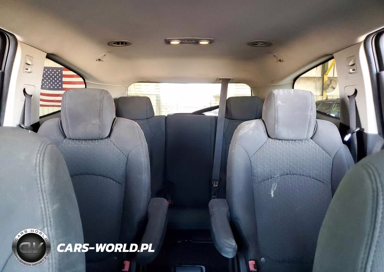 2010 Chevrolet Traverse Lt VIN:1GNLRFED3AS106246 - 10