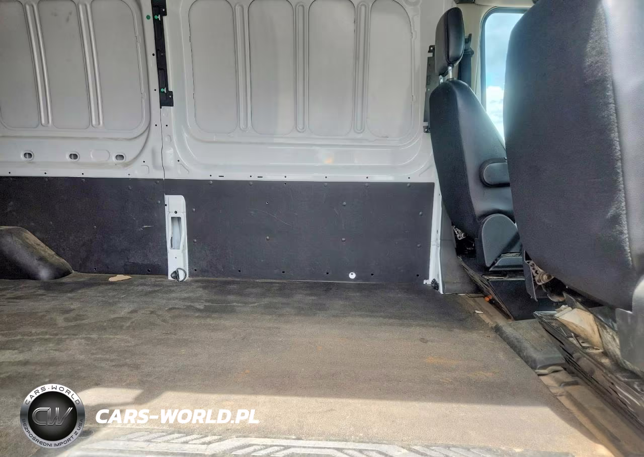 2025 Ford Transit T-250 VIN:1FTBR1C87SKB11139 - 11