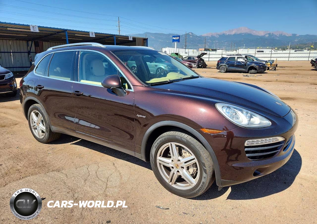 2014 Porsche Cayenne S Hybrid VIN:WP1AE2A22ELA51294 - 4