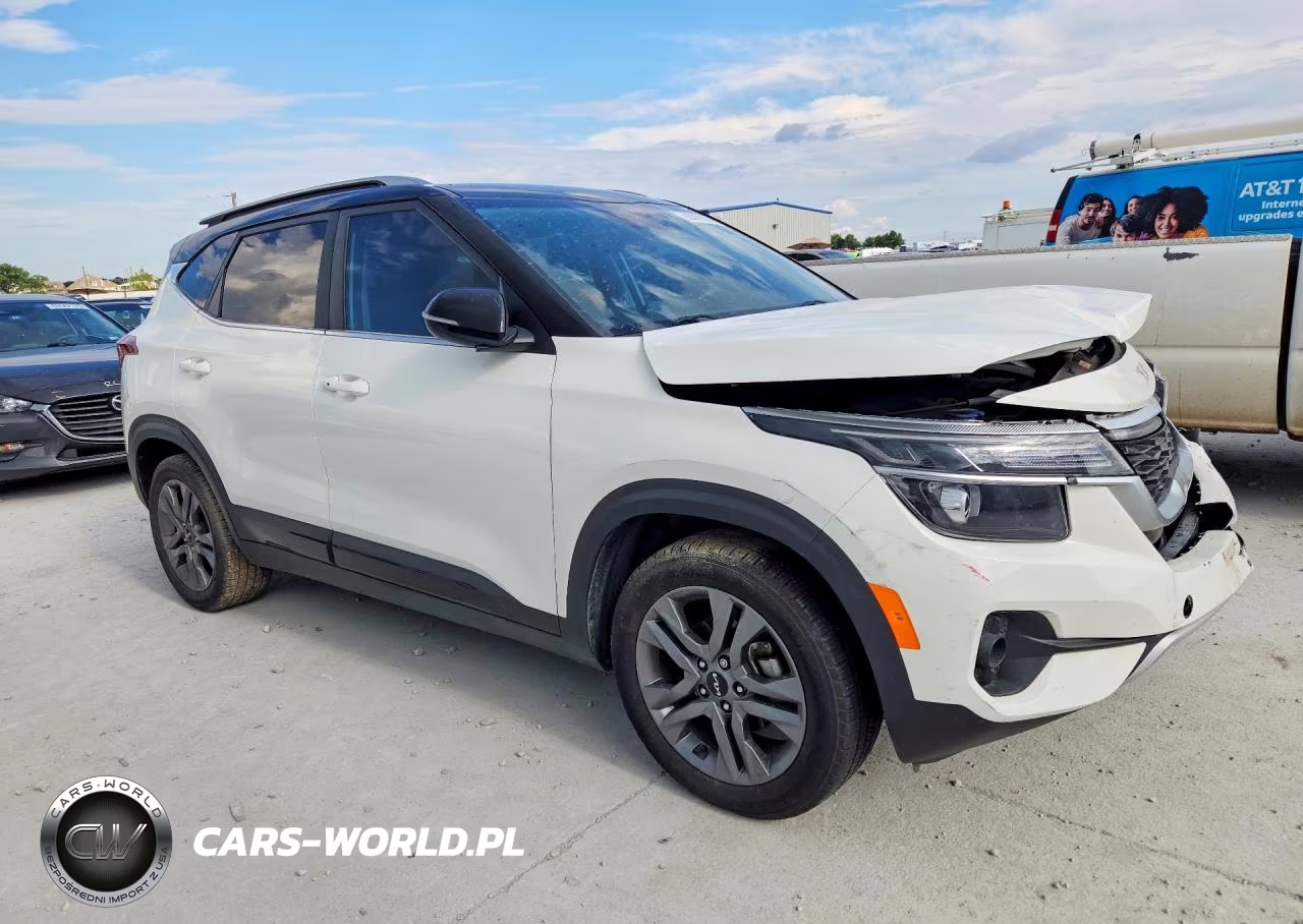 2023 Kia Seltos S VIN:KNDEU2AA4P7383875 - 4