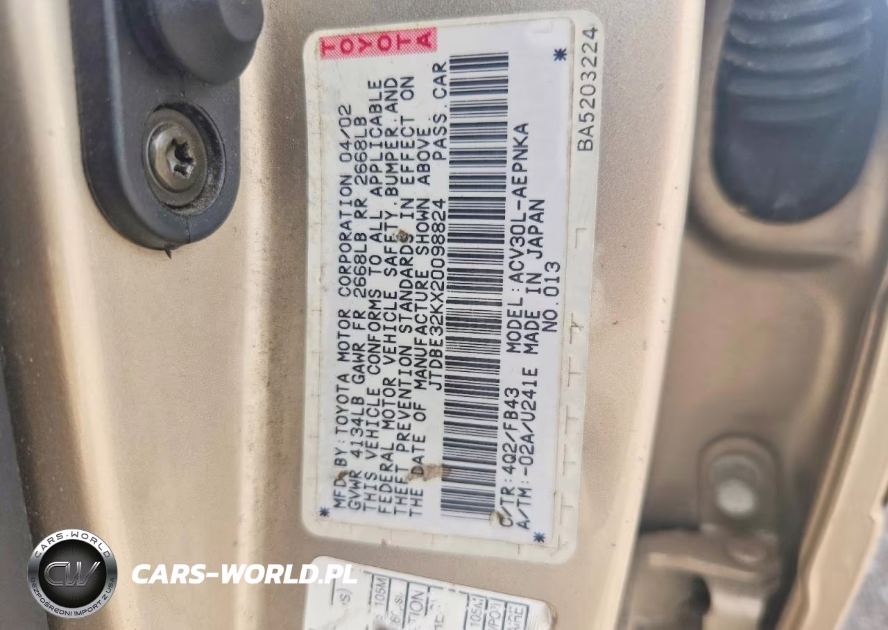 2002 Toyota Camry Le VIN:JTDBE32KX20098824 - 12
