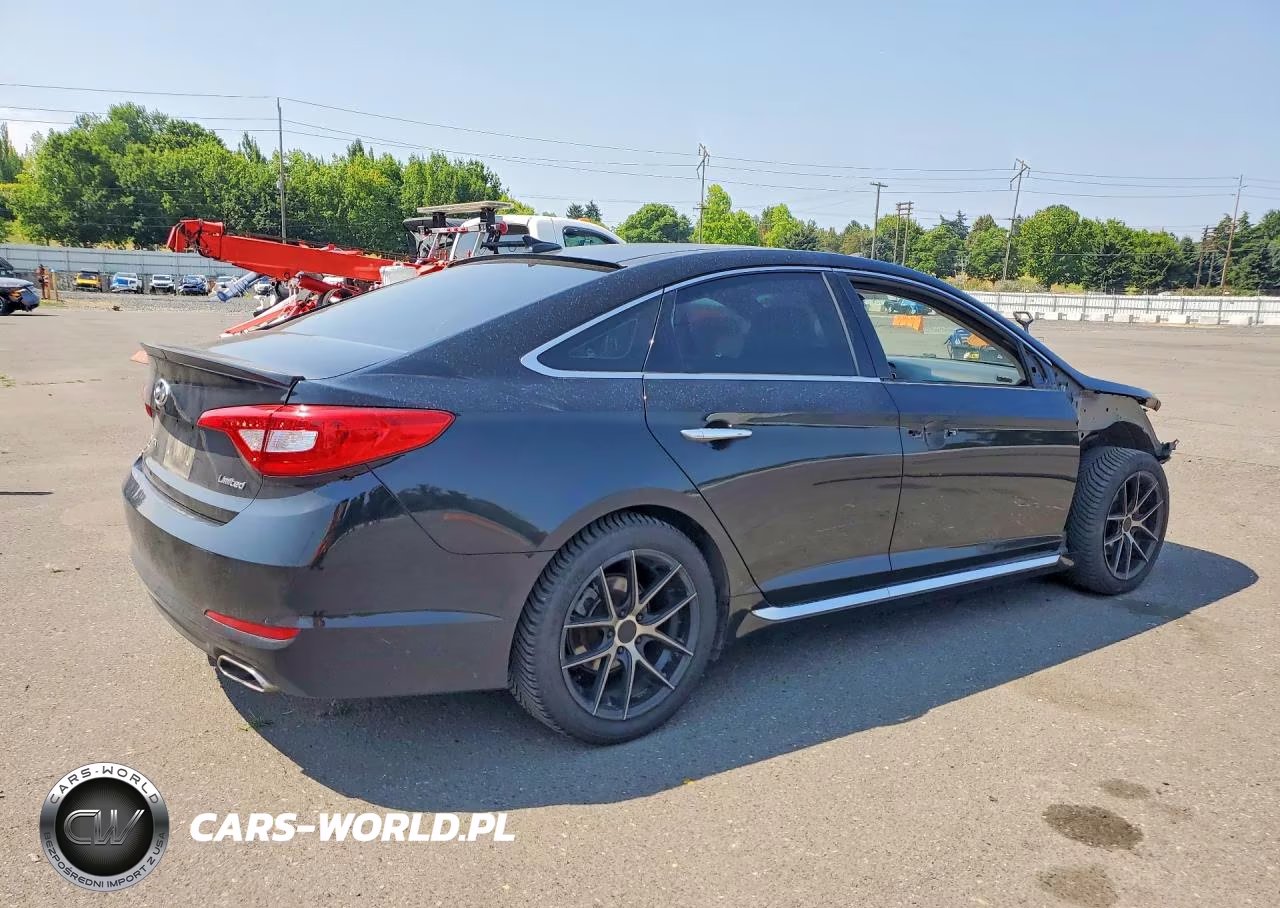 2015 Hyundai Sonata Limited VIN:5NPE34AF8FH255028 - 3