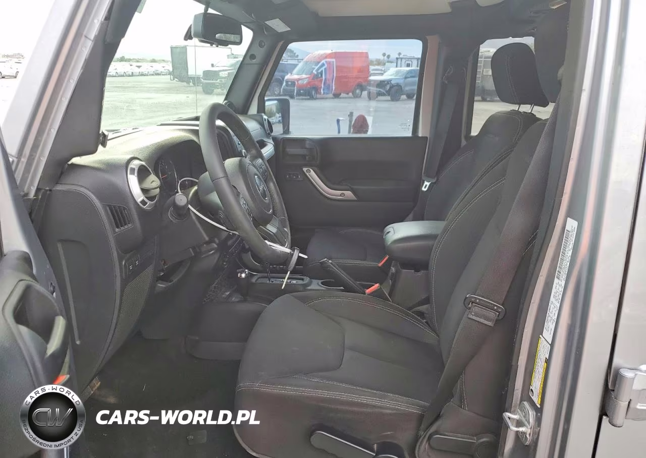 2013 Jeep Wrangler Unlimited Rubicon VIN:1C4BJWFG7DL588156 - 7