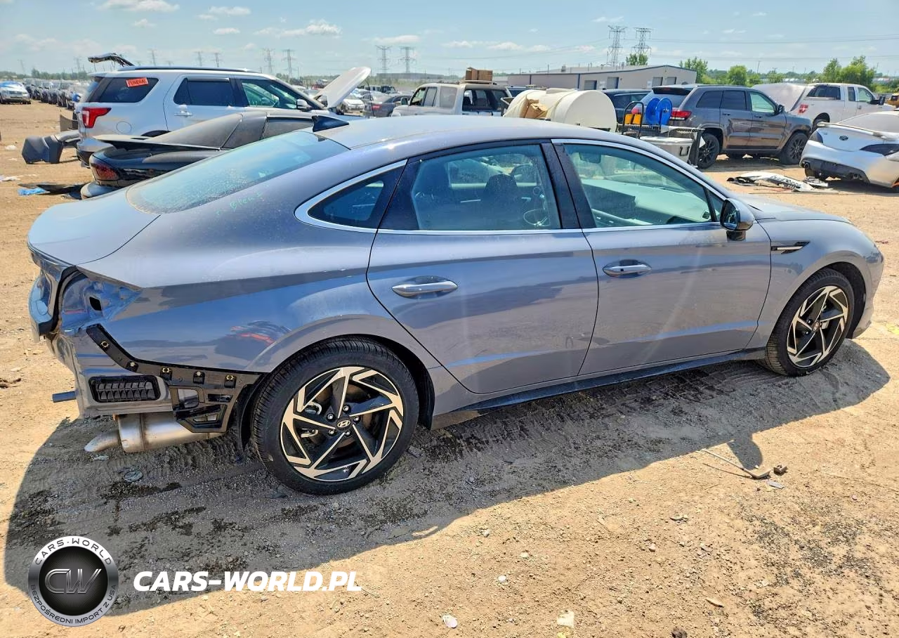 2026 Hyundai Sonata Sel Sport VIN:KMHL64JA6TA550775 - 3