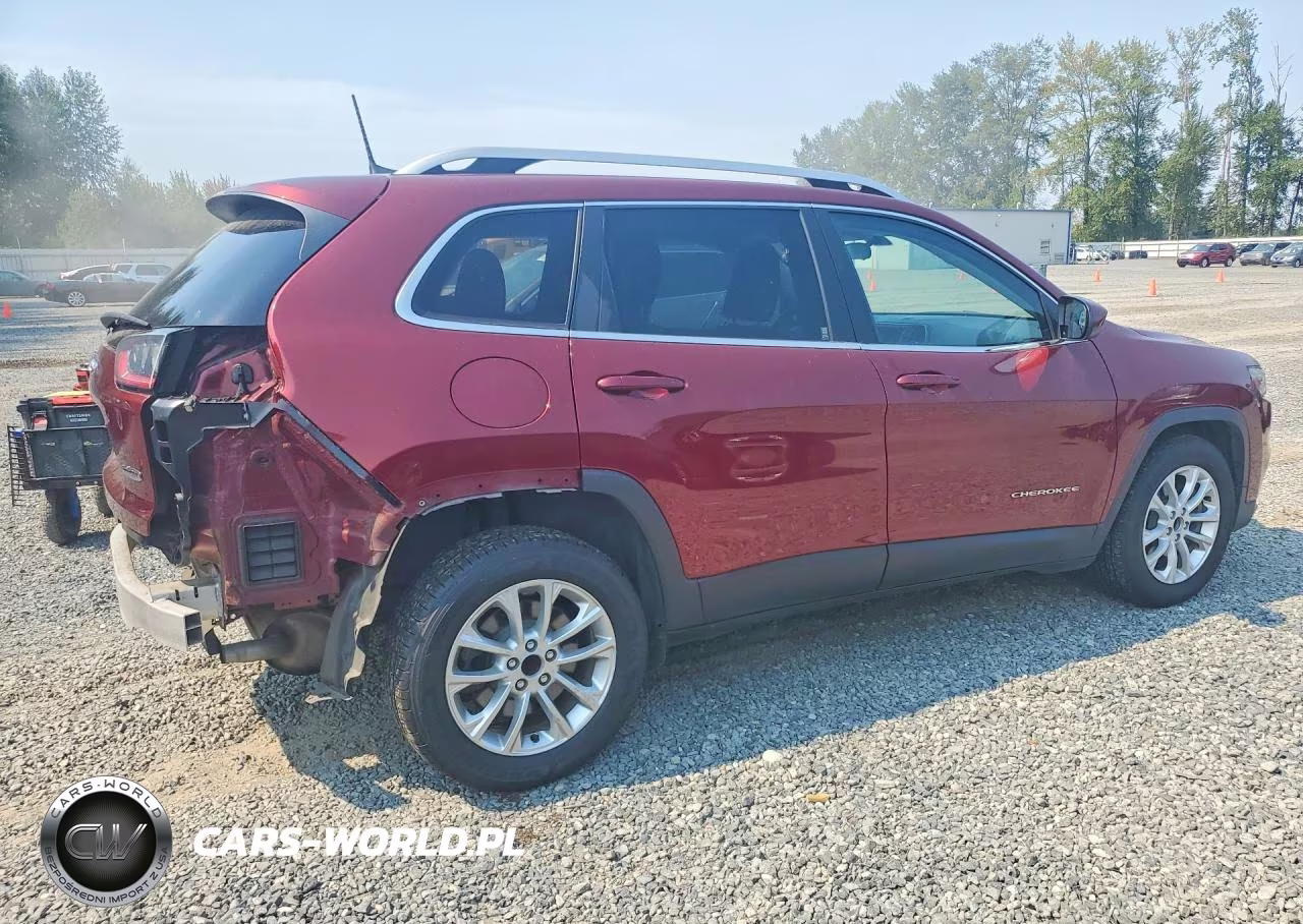 2019 Jeep Cherokee Latitude VIN:1C4PJLCX6KD111119 - 3