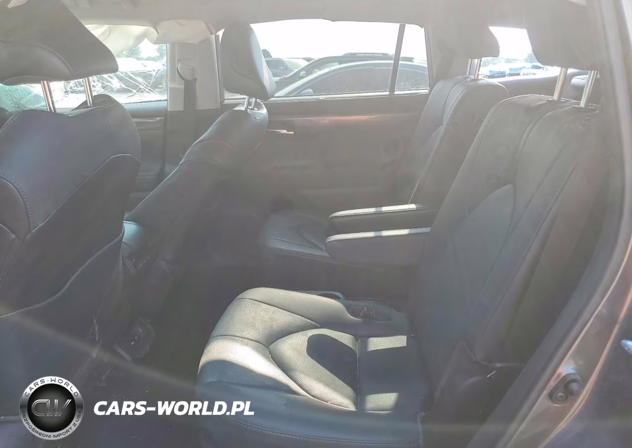 2021 Toyota Highlander Hybrid Platinum VIN:5TDEBRCH6MS031228 - 11
