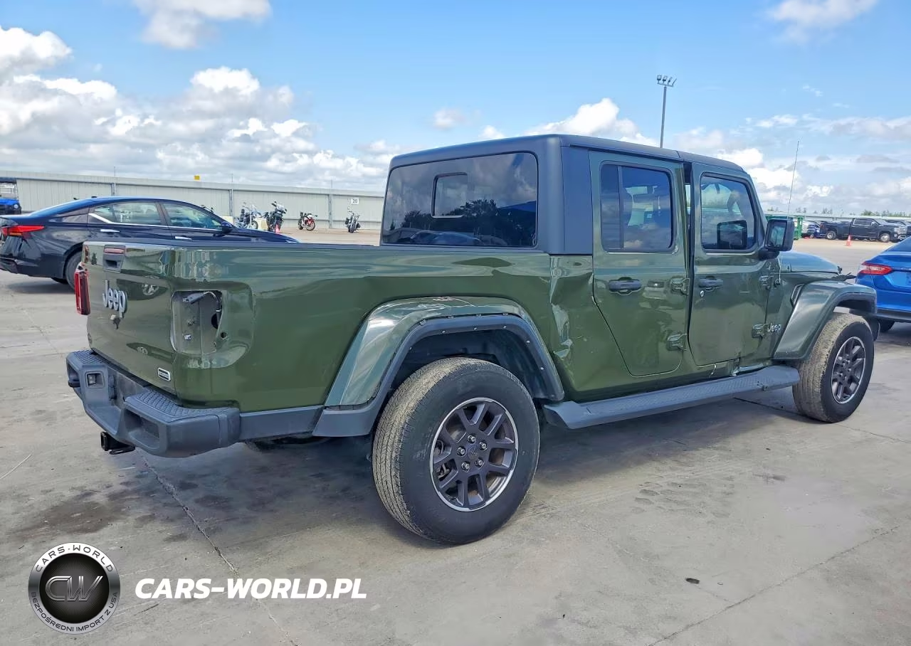 2021 Jeep Gladiator Overland VIN:1C6HJTFG5ML567323 - 3
