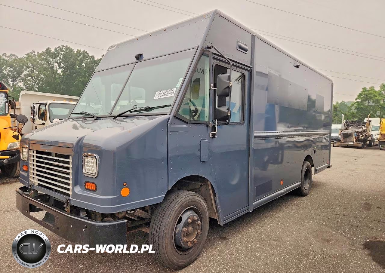 2021 Freightliner Chassis M Line Walk-In Van