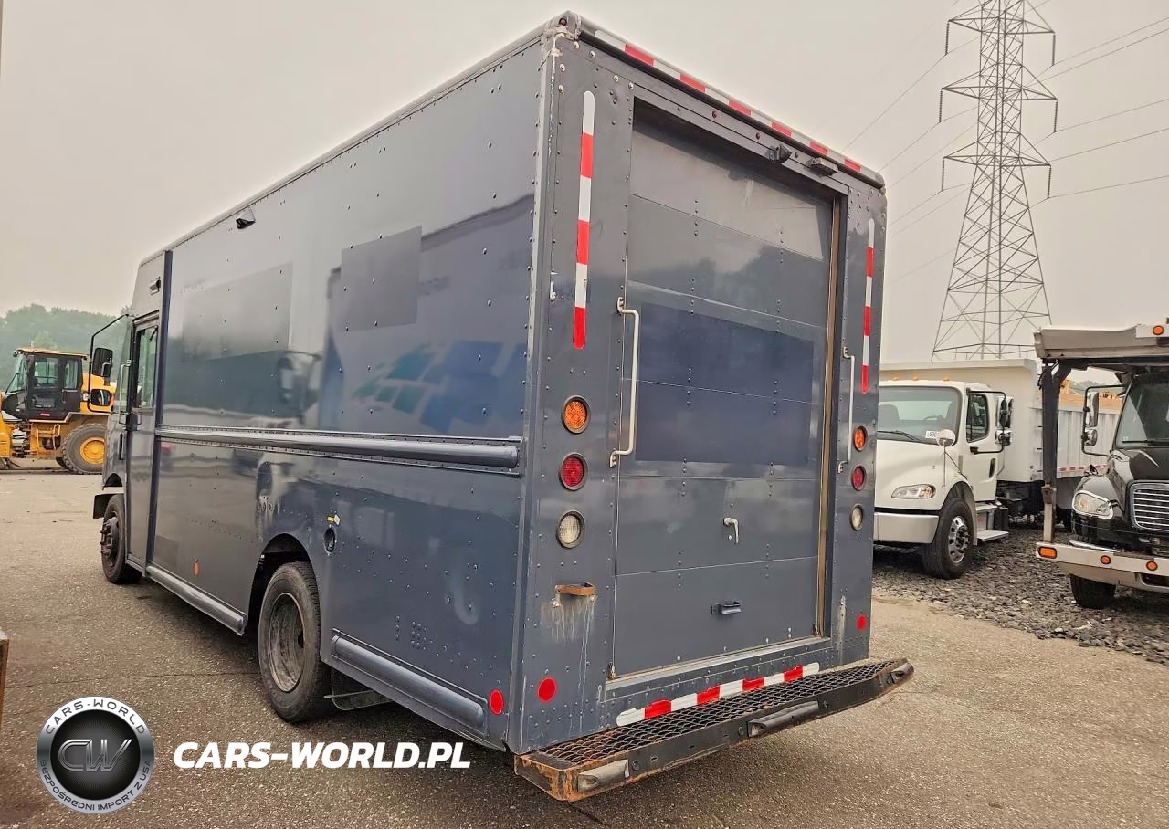 2021 Freightliner Chassis M Line Walk-In Van VIN:4UZAC2GA0MCMN0267 - 2
