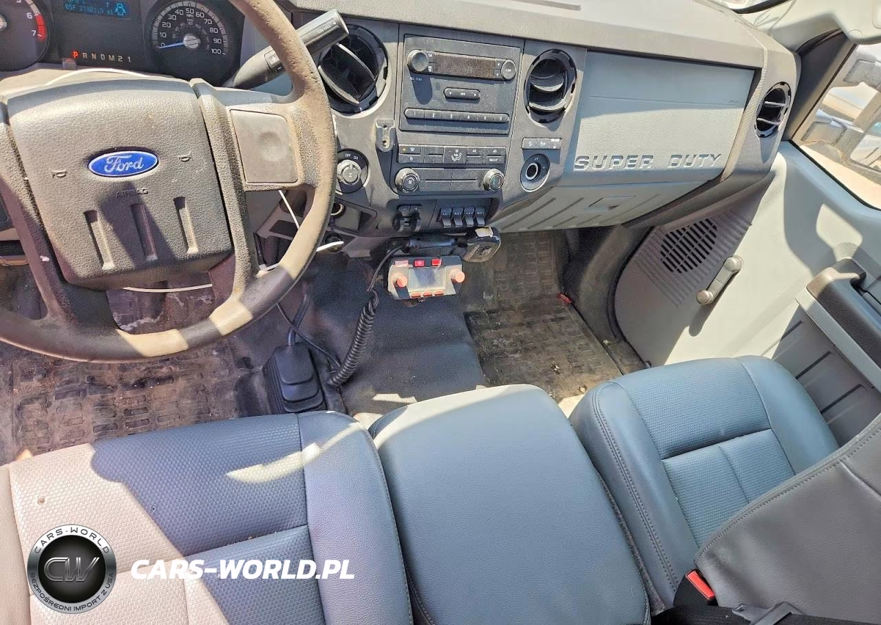 2015 Ford F350 Super Duty VIN:1FTBF3B69FEC57406 - 8