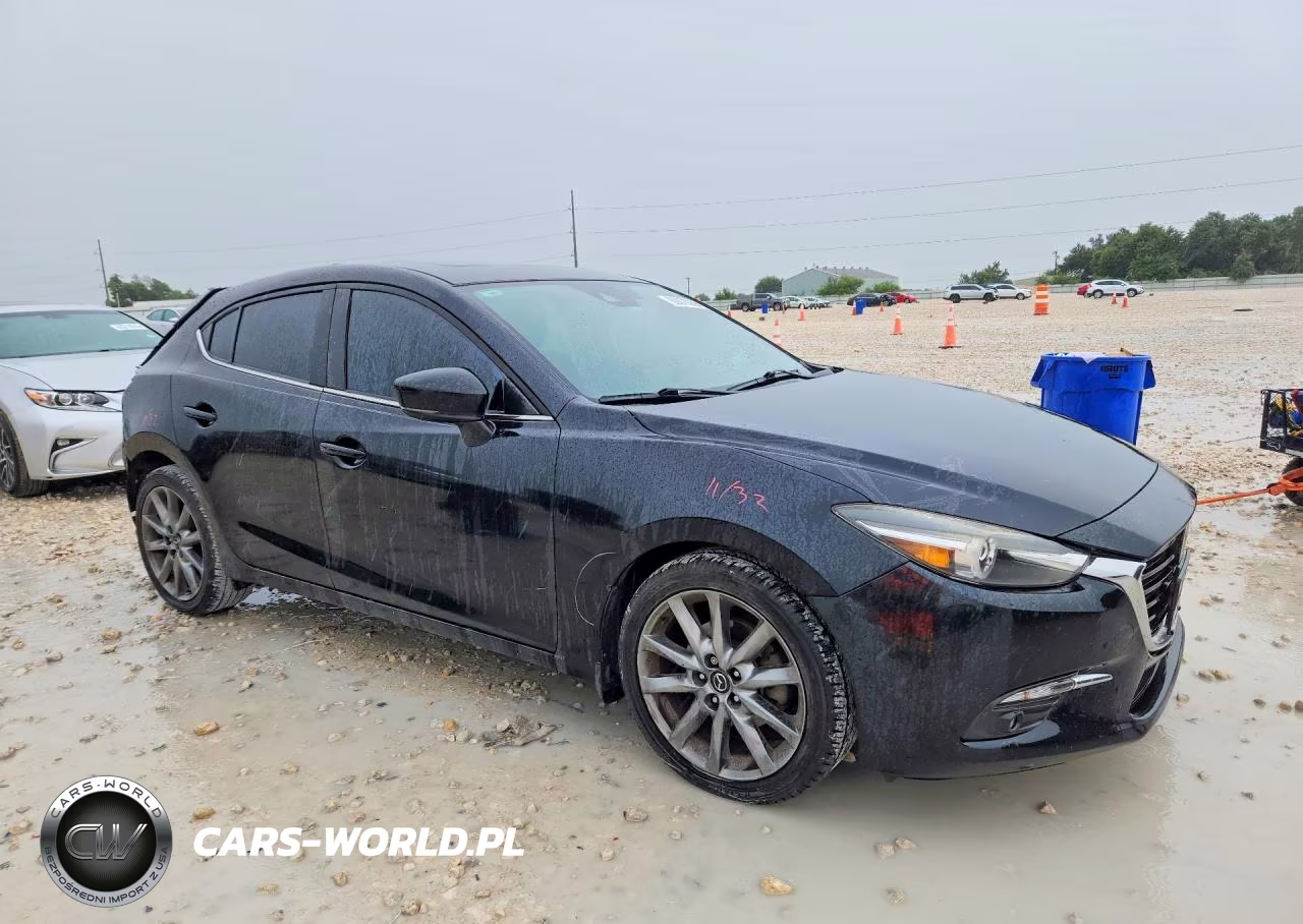 2018 Mazda 3 Grand Touring VIN:3MZBN1M39JM162418 - 4