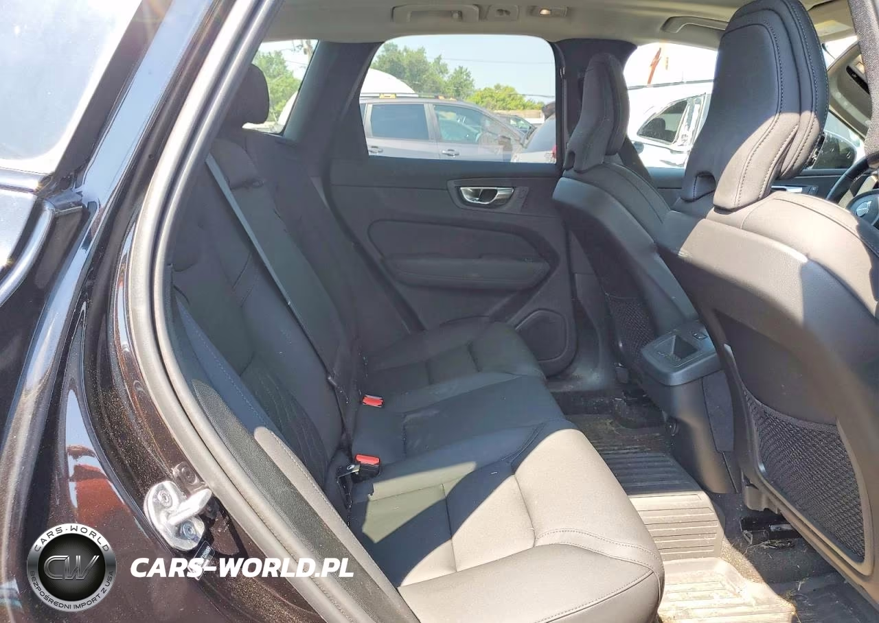 2026 Volvo Xc60 VIN:YV4M12RC8T1359809 - 11