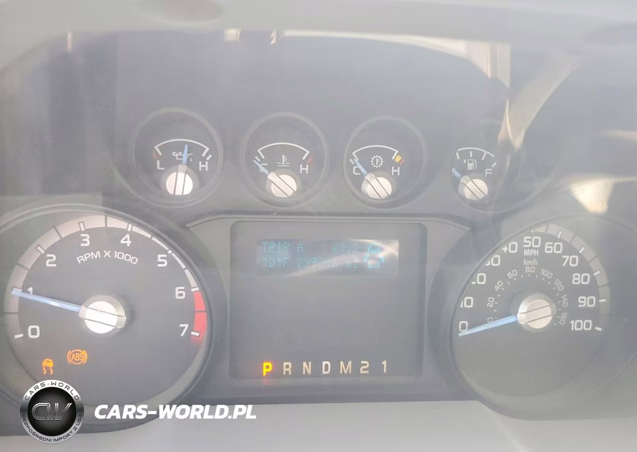 2012 Ford F250 Super Duty VIN:1FTBF2A64CEB15410 - 9