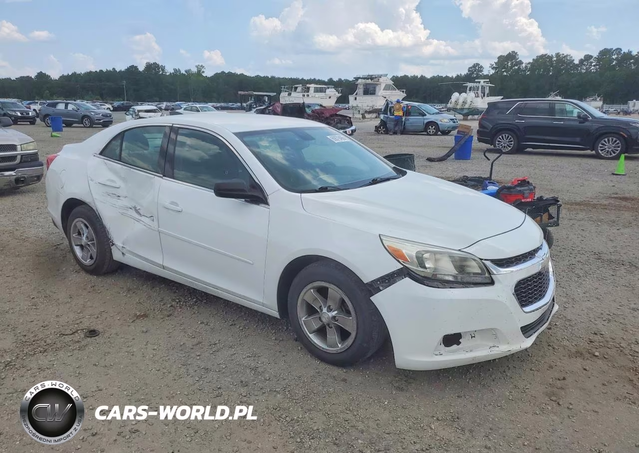 2015 Chevrolet Malibu Ls VIN:1G11A5SL0FF105013 - 4