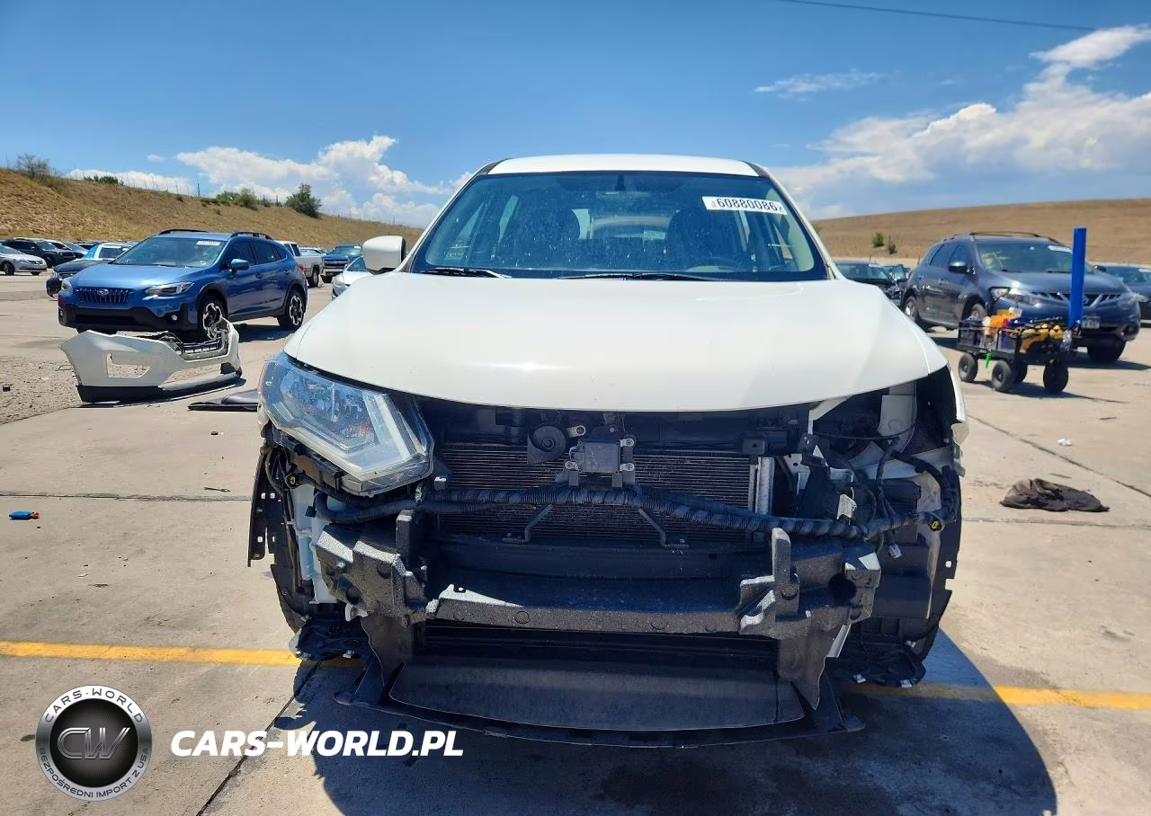 2018 Nissan Rogue S VIN:5N1AT2MV8JC748522 - 5