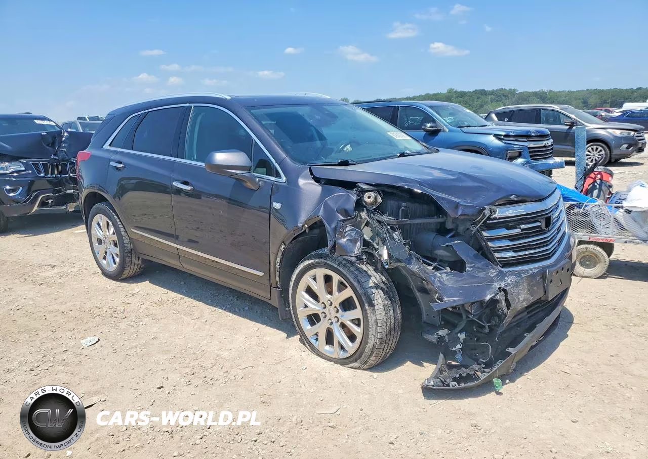 2018 Cadillac Xt5 Luxury VIN:1GYKNDRS7JZ183099 - 4