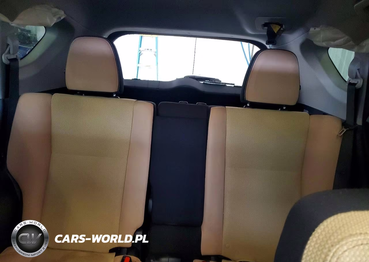 2017 Toyota Rav4 Xle VIN:JTMRFREV5HJ144728 - 10