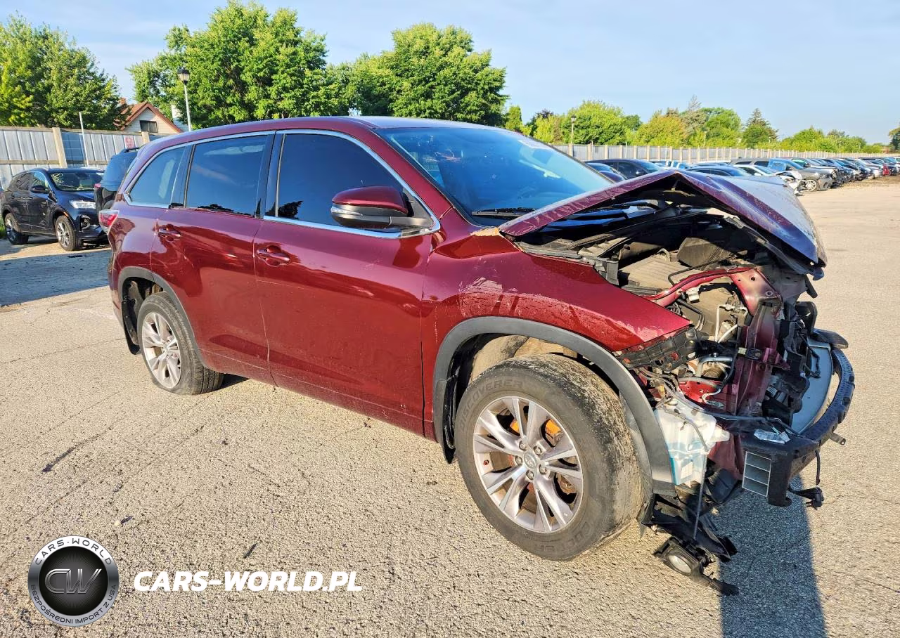 2014 Toyota Highlander Le Plus VIN:5TDBKRFH8ES031585 - 4