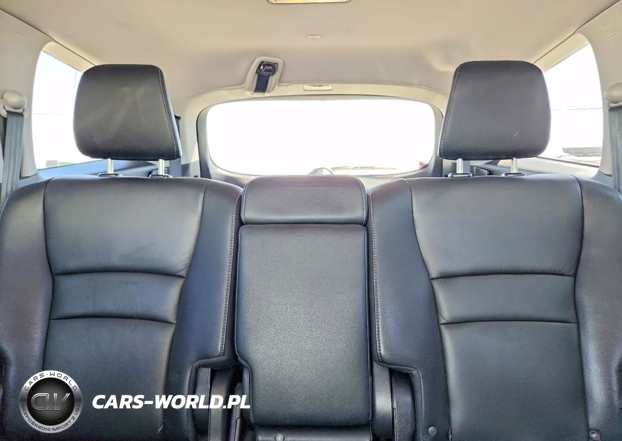 2017 Honda Pilot Touring VIN:5FNYF6H9XHB083117 - 10