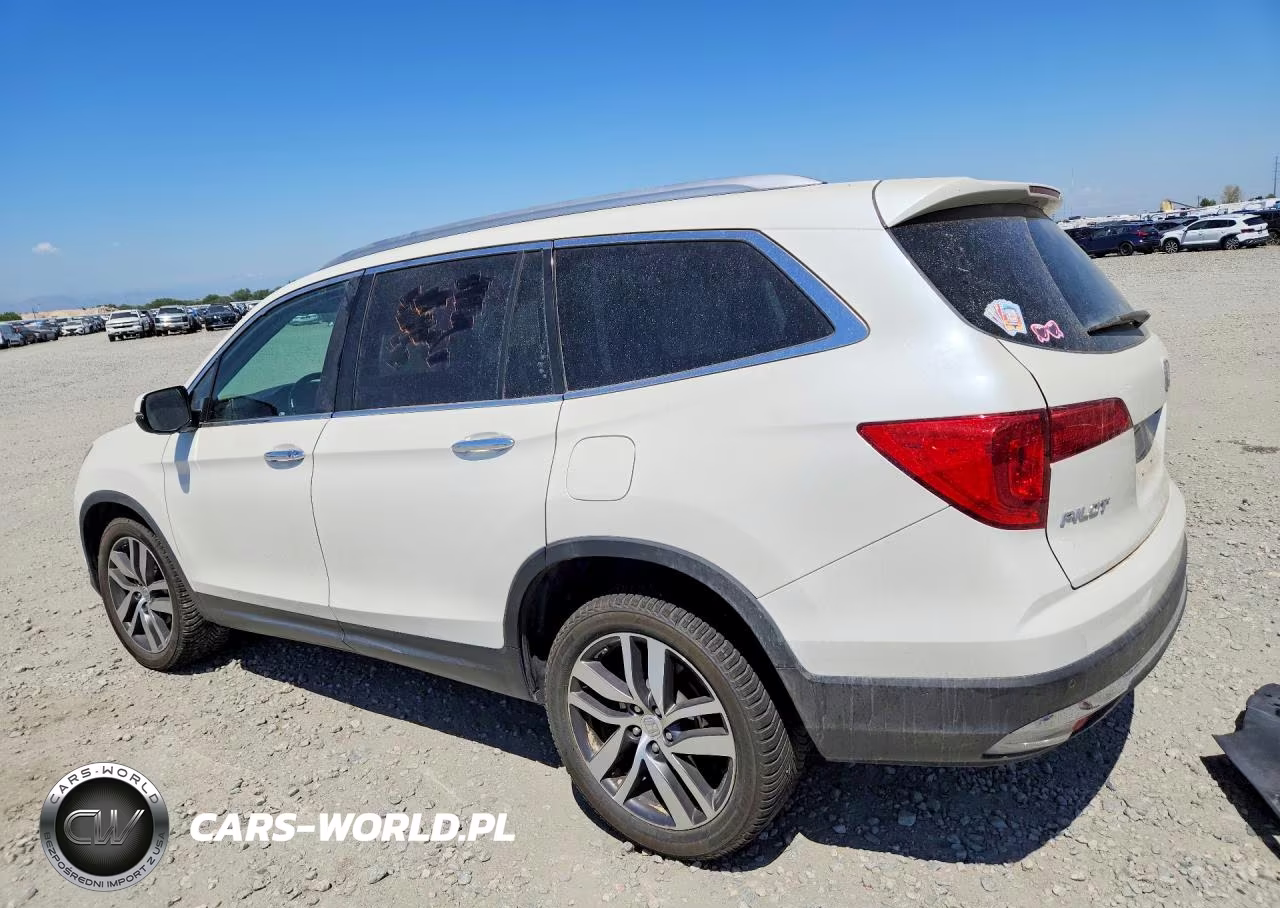 2017 Honda Pilot Touring VIN:5FNYF6H9XHB083117 - 2