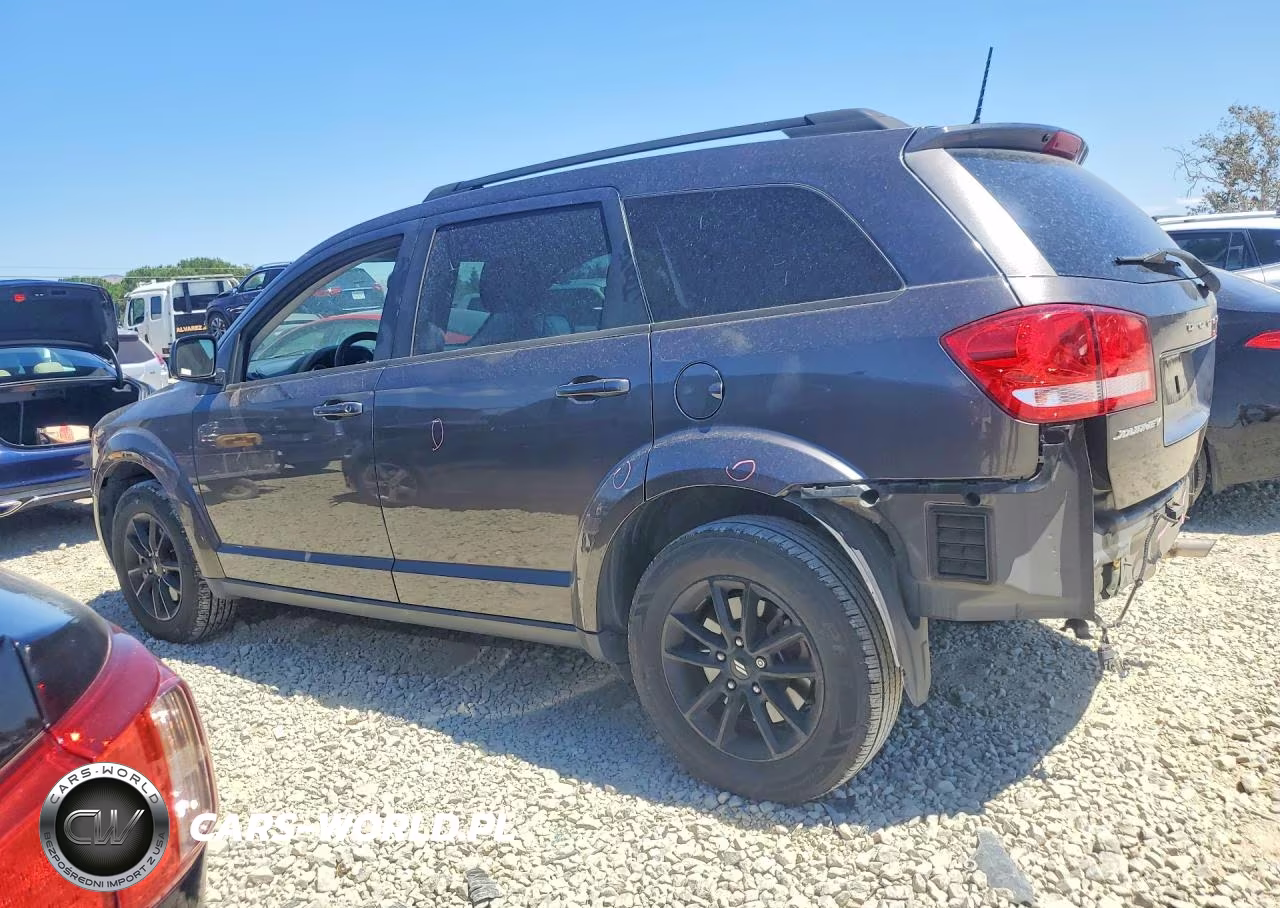 2019 Dodge Journey Se VIN:3C4PDCBB2KT815955 - 2