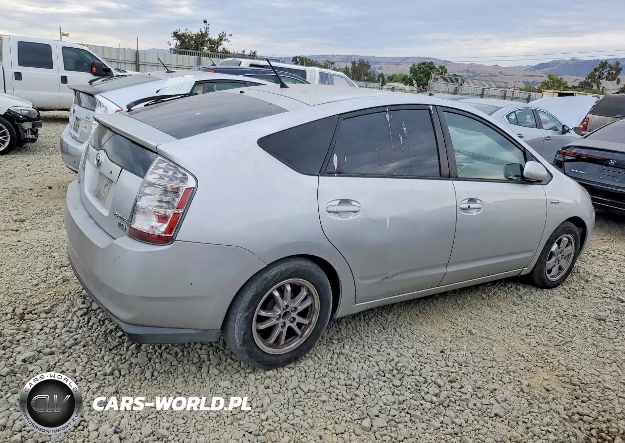 2006 Toyota Prius Base VIN:JTDKB20U167066980 - 3