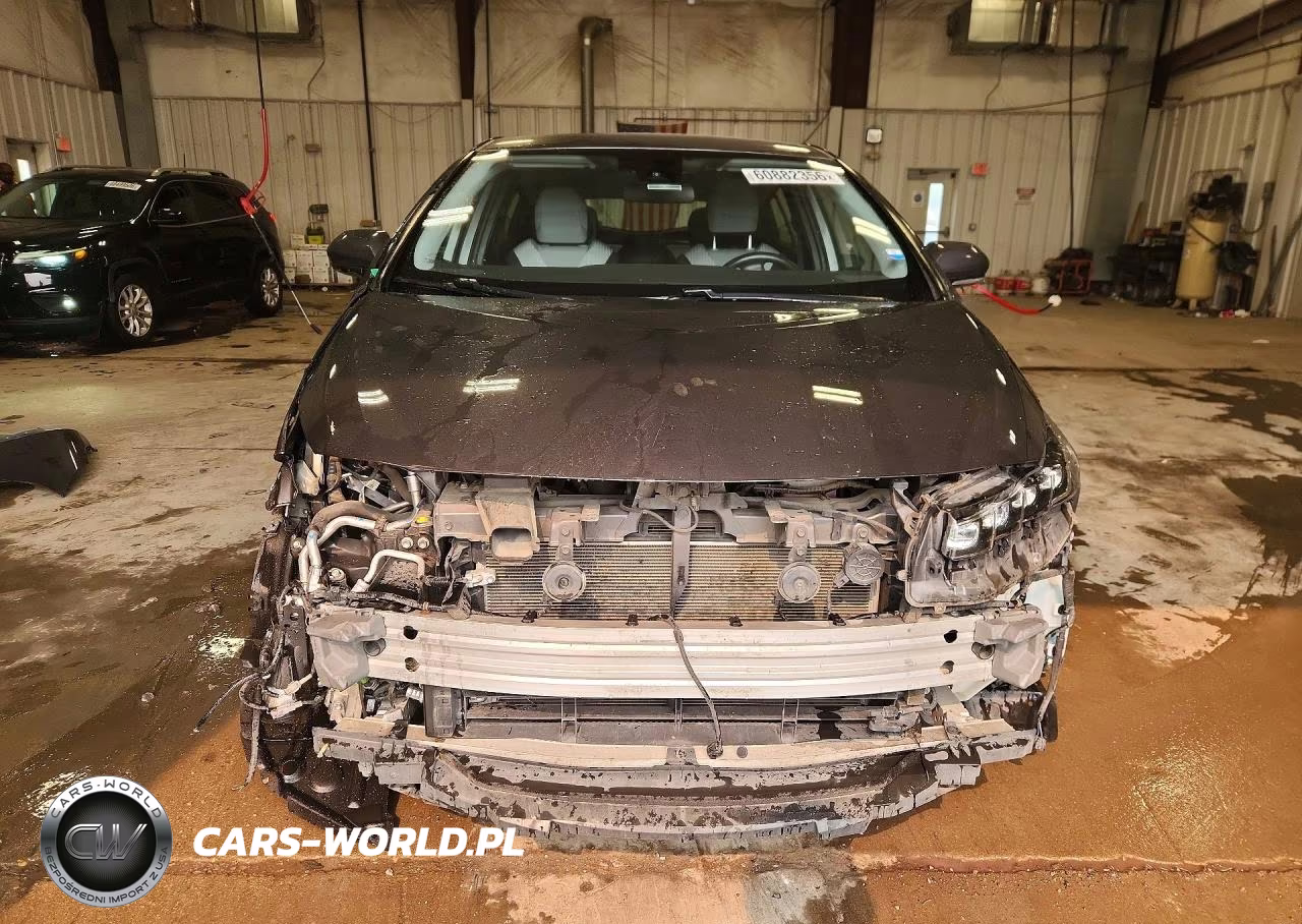 2017 Toyota Prius Prime Plus VIN:JTDKARFP8H3044594 - 5