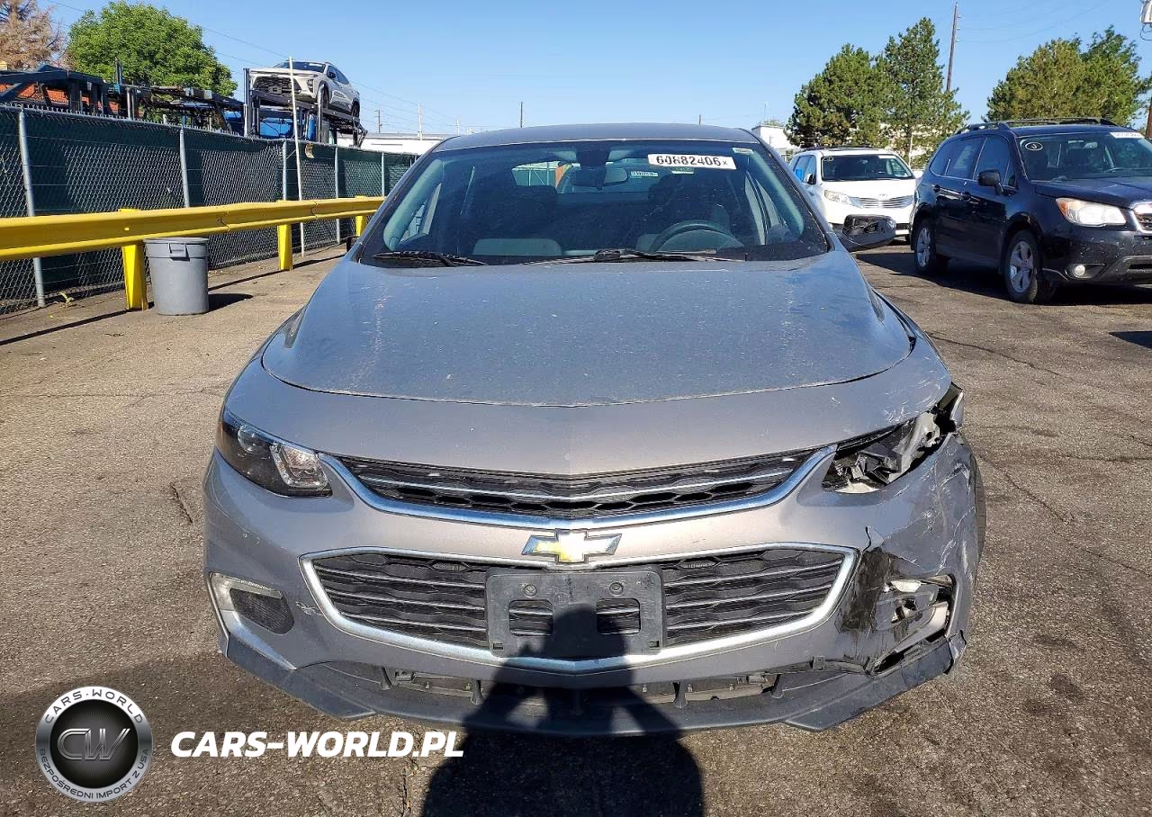 2018 Chevrolet Malibu Lt VIN:1G1ZD5STXJF131752 - 5