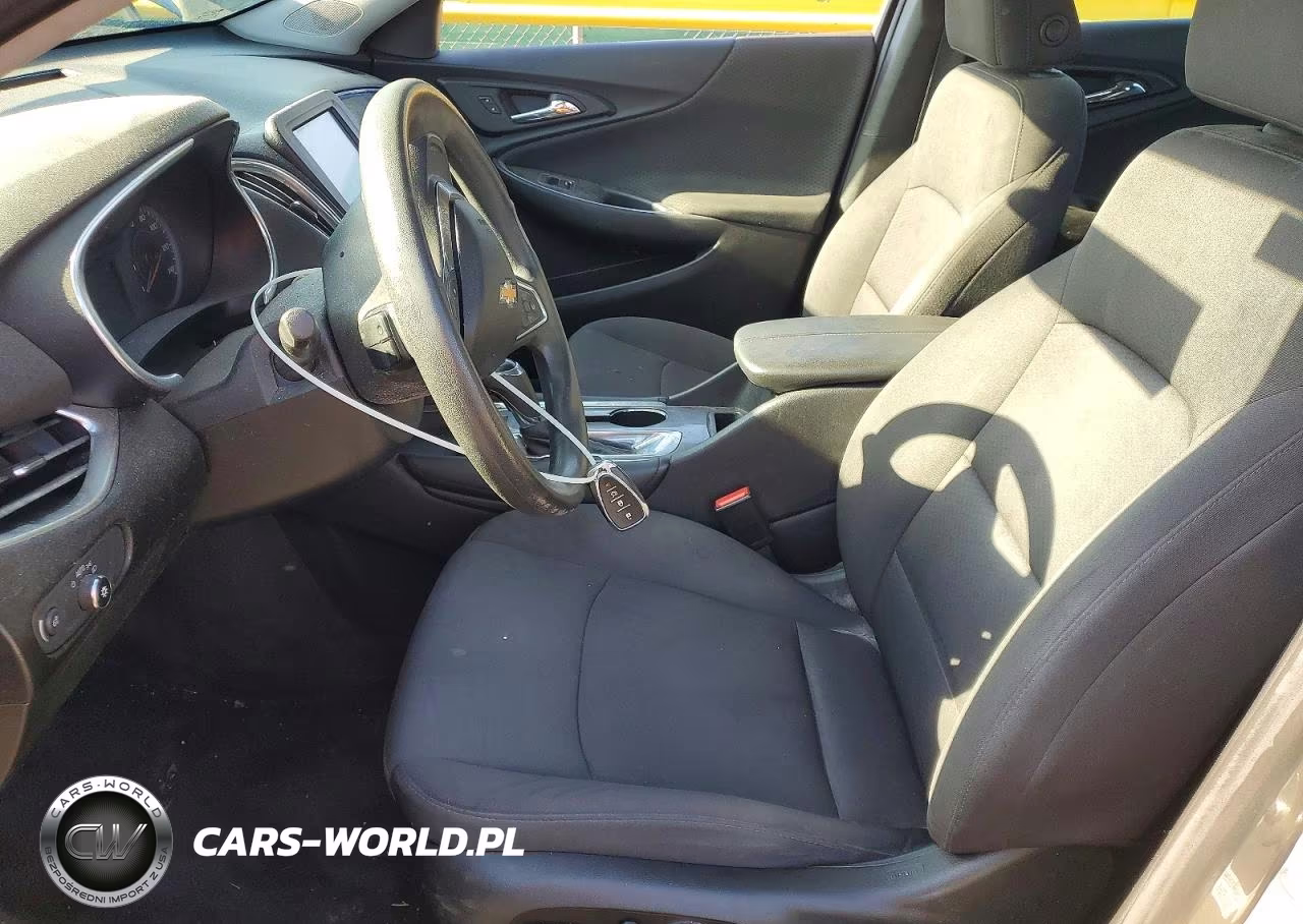2018 Chevrolet Malibu Lt VIN:1G1ZD5STXJF131752 - 7