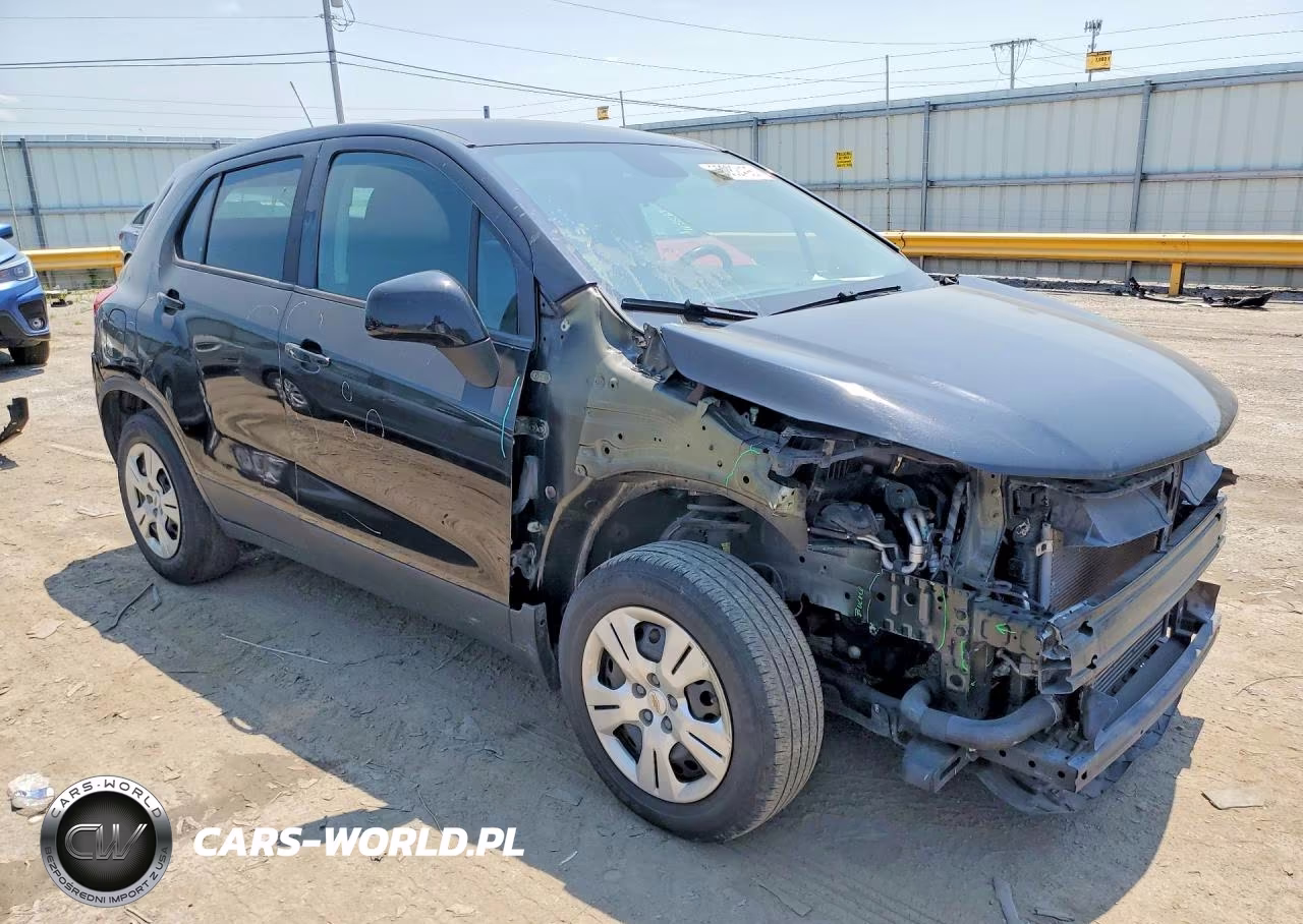 2019 Chevrolet Trax Ls VIN:3GNCJKSB4KL176714 - 4