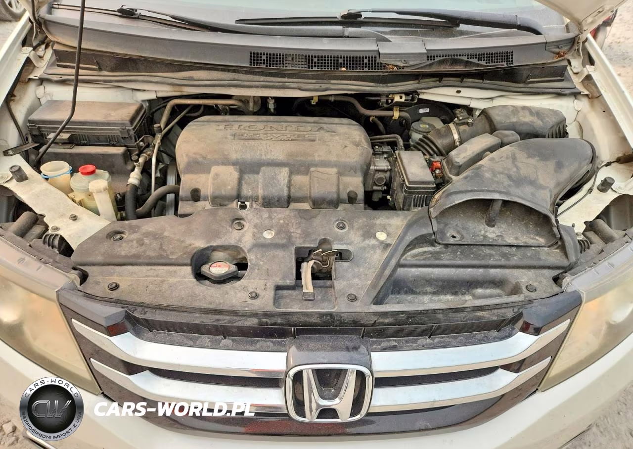2014 Honda Odyssey Touring VIN:5FNRL5H99EB061287 - 12