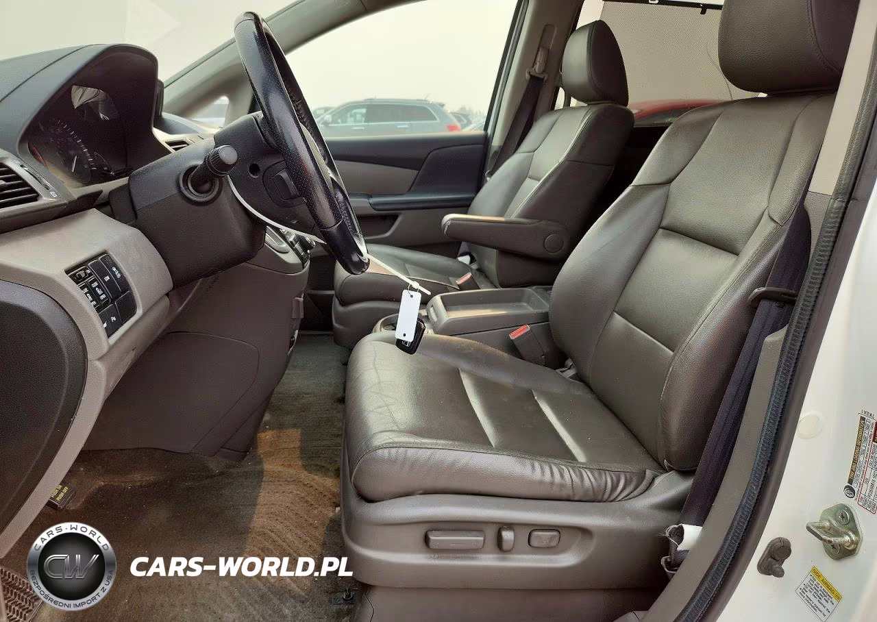 2014 Honda Odyssey Touring VIN:5FNRL5H99EB061287 - 7