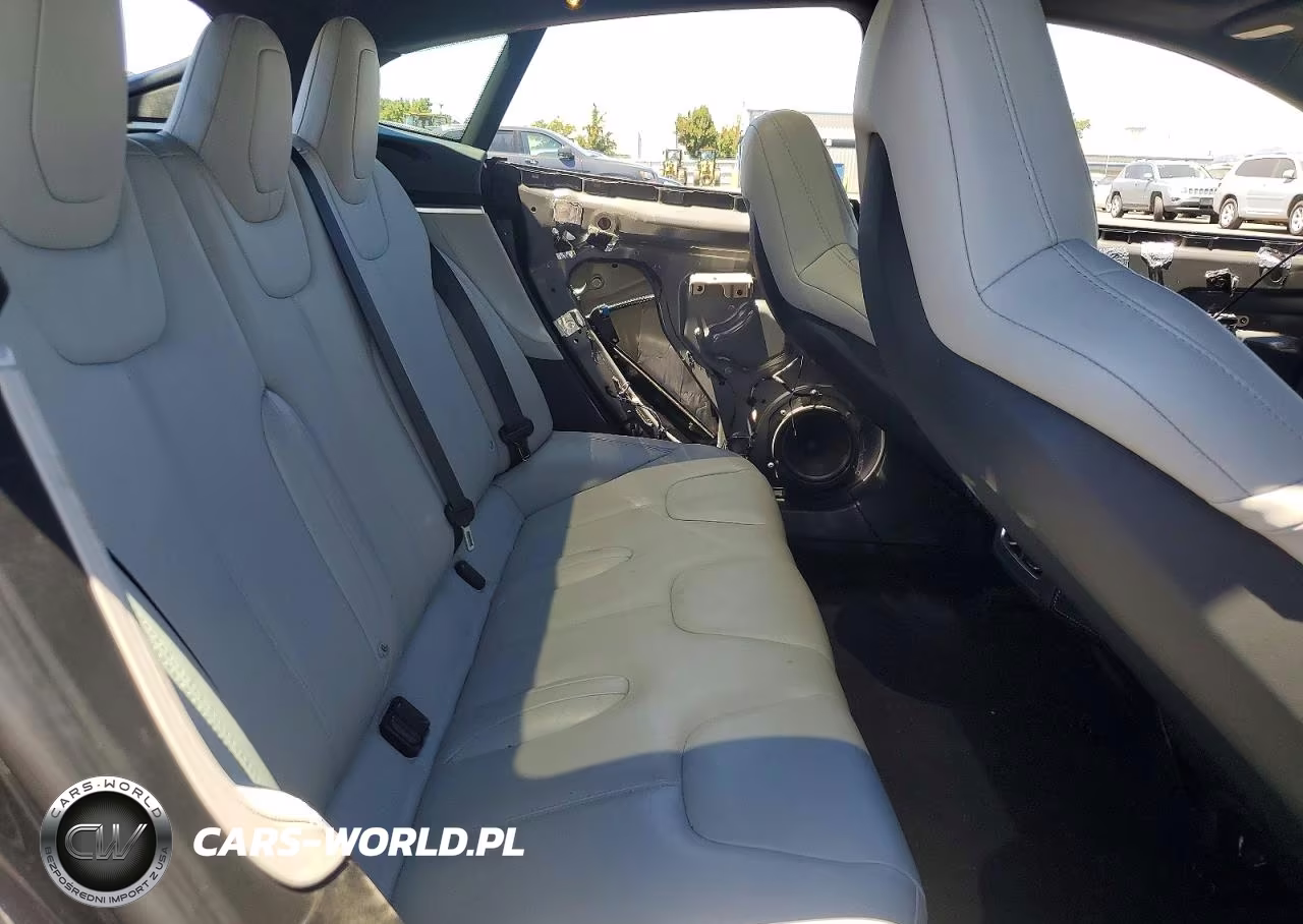 2016 Tesla Model S VIN:5YJSA1E2XGF153017 - 10