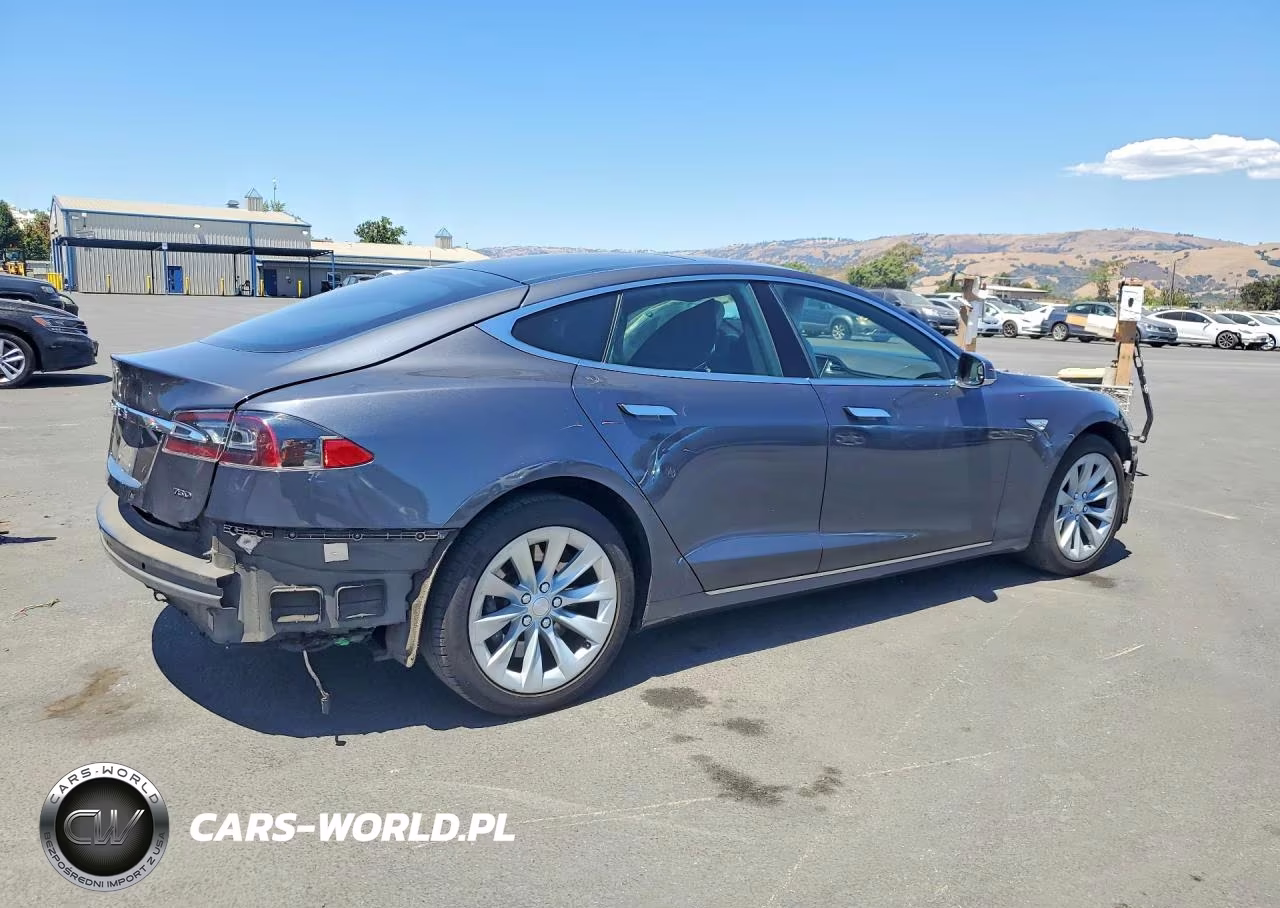 2016 Tesla Model S VIN:5YJSA1E2XGF153017 - 3