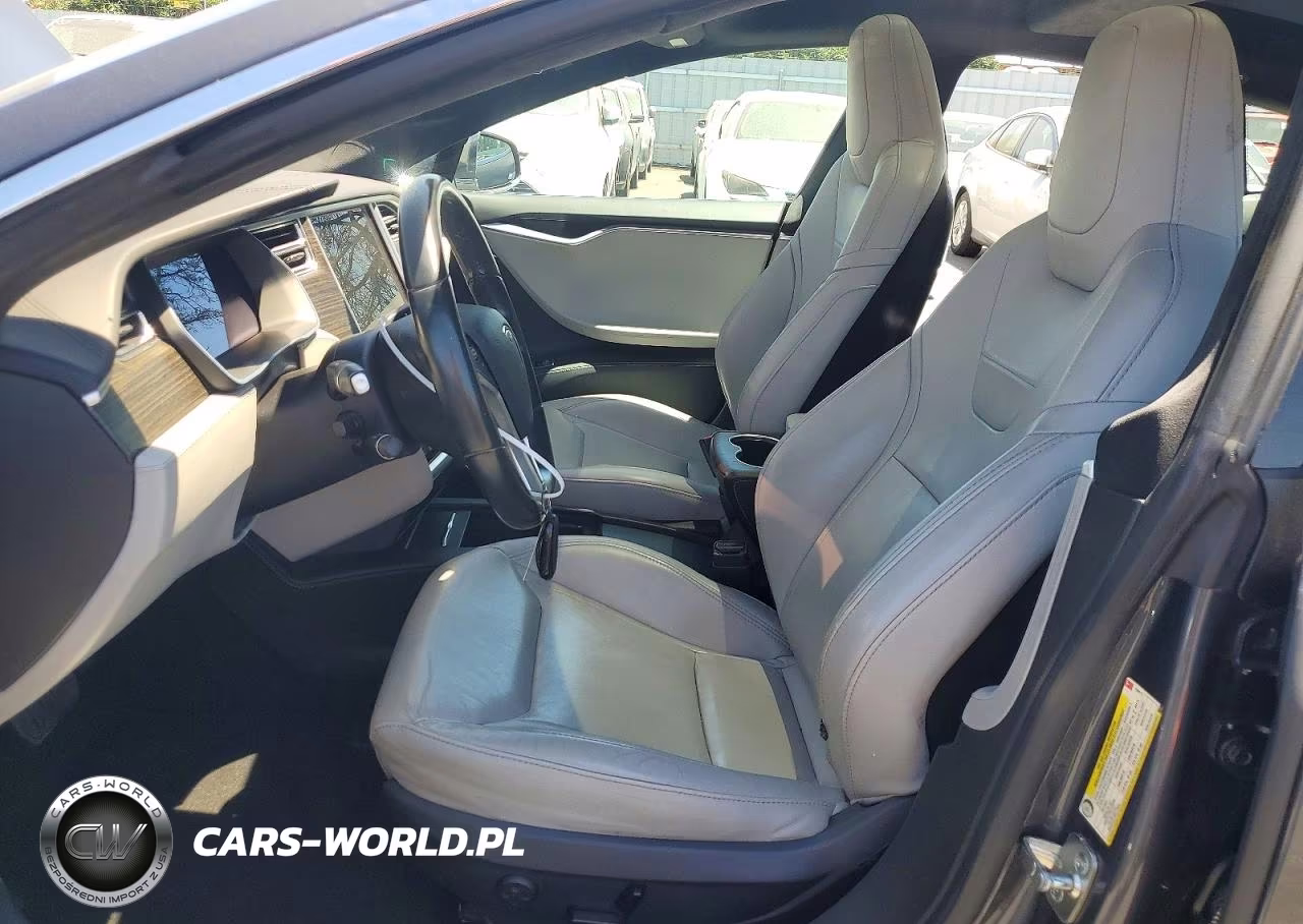 2016 Tesla Model S VIN:5YJSA1E2XGF153017 - 7