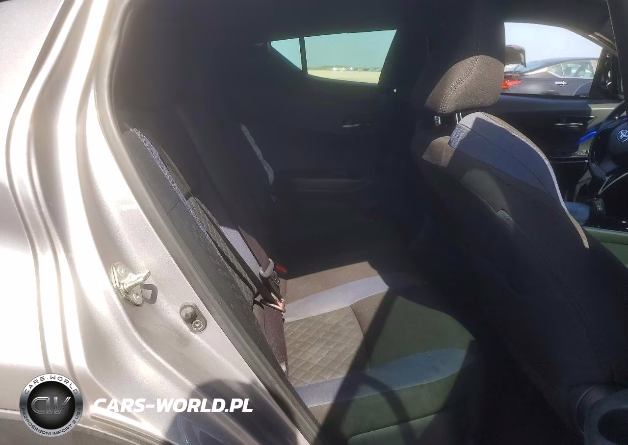 2020 Toyota C-Hr Xle VIN:JTNKHMBX2L1089101 - 10