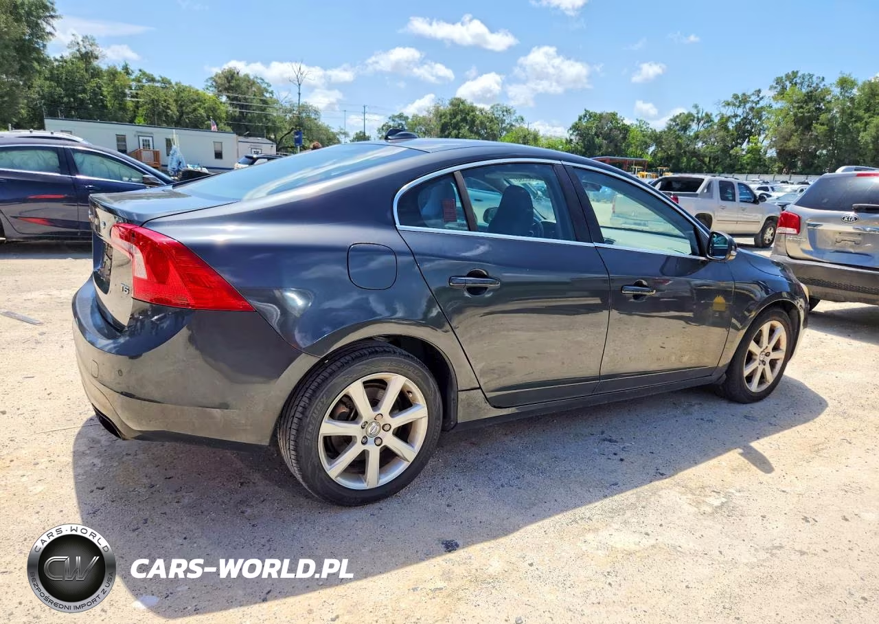 2016 Volvo S60 Premier VIN:YV126MFK5G2396863 - 3